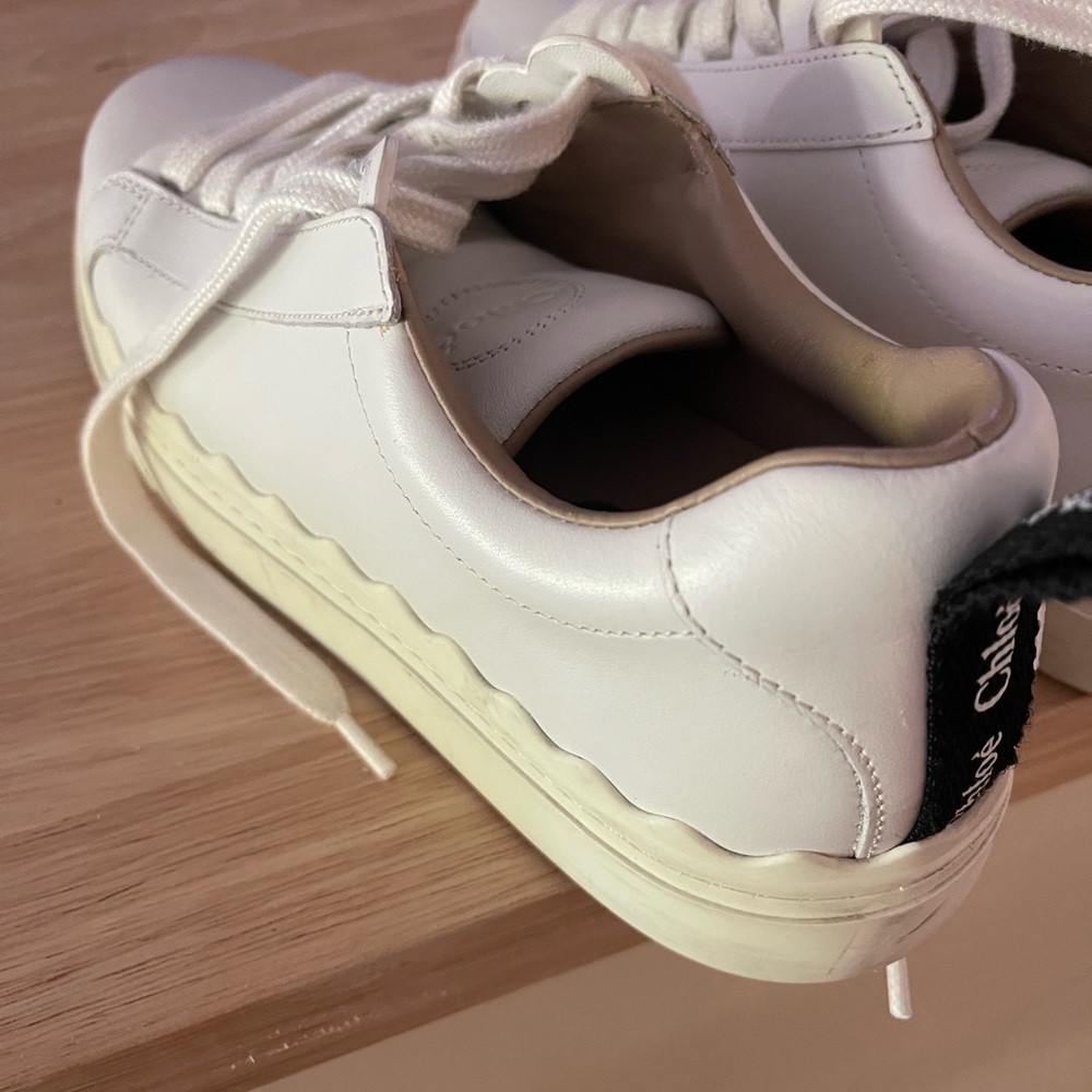 Chloé White Sneakers with Black Logo - Picture 8 of 11